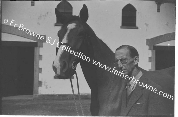 KILLEEN CASTLE   LORD FINGAL WITH HORSE